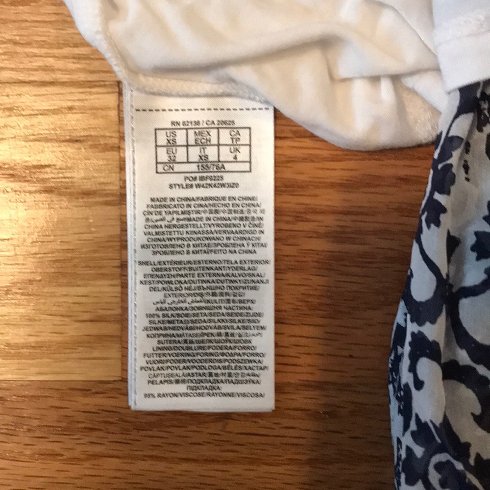 GUESS Silk Moroccan Tube Dress Size XS - Picture 10 of 11